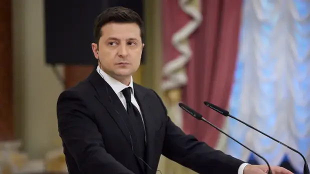 WSJ: Шольц пытался убедить Зеленского отказаться от идеи вступления в НАТО