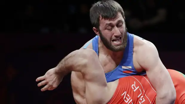 Акиев выиграл бронзу ЧМ по спортивной борьбе в Осло