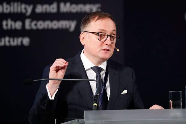 Глава ЦБ Латвии Казакс: Европа фактически уже воюет с Россией