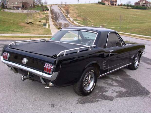 Очередной скелет из шкафа Ford Mustang (21 фото) Очередной скелет из шкафа Ford Mustang (21 фото)