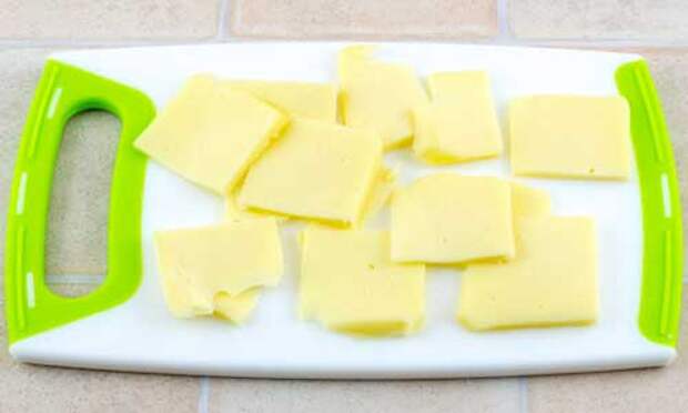 Нарежим сыр мацарелла