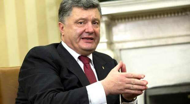 Порошенко покинул Киев в день встречи Путина-Трампа