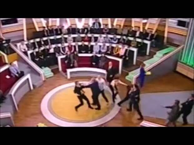 Фото Жуткий мордобой в эфире место встречи