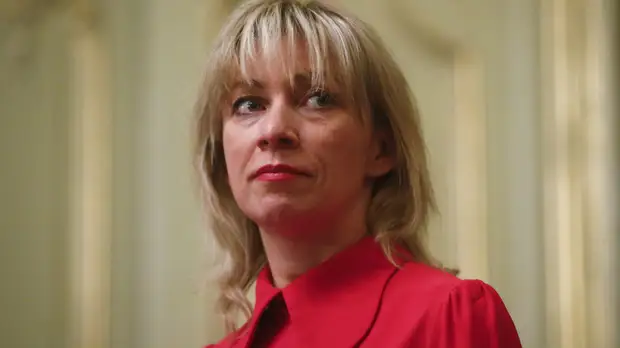 Захарова иронично оценила слова Порошенко о возможных переговорах с Россией