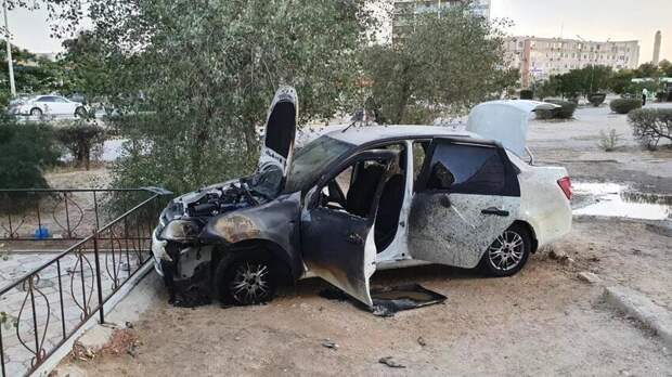 Минус два авто: детские шалости Минус два авто: детские шалости