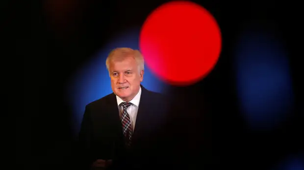 СМИ назвали преемника председателя ХСС Зеехофера