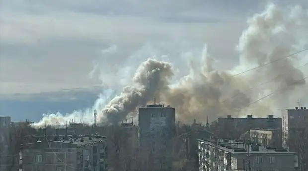 Люди выпрыгивали из окон, крыша обрушена: названа возможная причина пожара в НИИ Минобороны