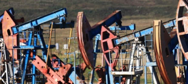 Стоимость нефти достигла почти $120. Трамп оправдался временным подорожанием