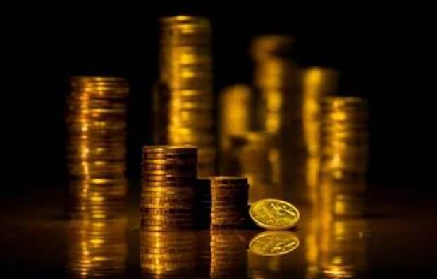 A view shows Russian rouble coins in this illustration picture taken March 25, 2021. REUTERS/Maxim Shemetov/Illustration
