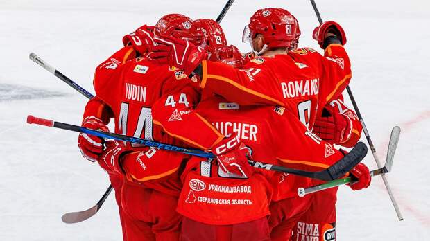 «Автомобилист» разгромил «Металлург» со счетом 8:1