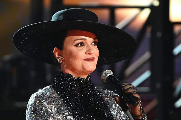 Слава ответила на призыв запретить ее концерты после скандала