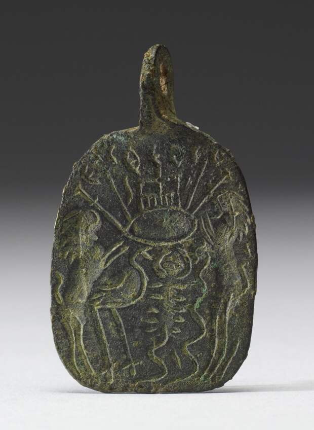 Byzantine_-_Amuletic_Pendant_-_Walters_542653.jpg Byzantine_-_Amuletic_Pendant_-_Walters_542653.jpg