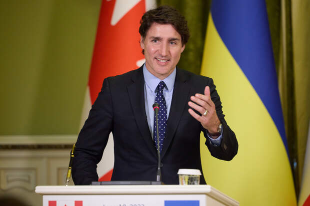 Премьер Канады заявил о росте разногласий на Западе и регрессе демократии