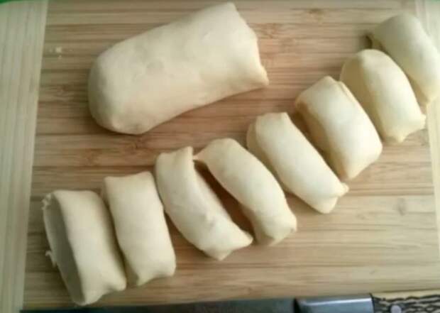 маленькие жареные пирожки с мясом