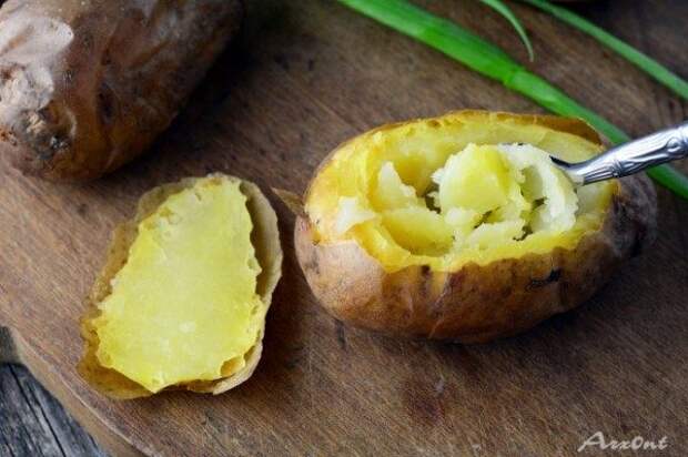 Печёный картофель со сливочной начинкой
