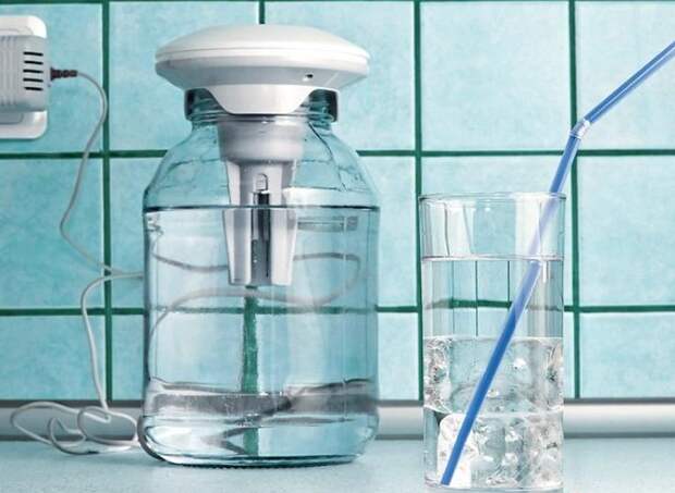 Серебряная вода - уникальное лекарство. Что она лечит? Как сделать дома и не стареть до 100 лет!