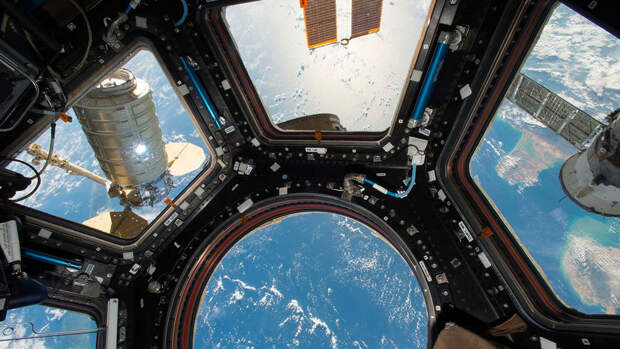 Космонавт Кононенко сообщил, что из космоса видны две государственные границы