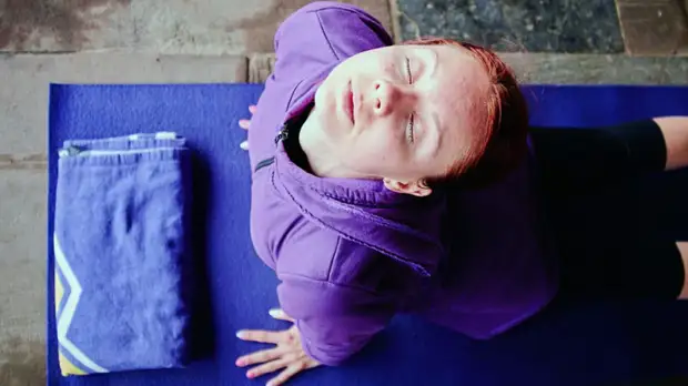 В Москве рассказали о бесплатных занятиях йогой в парках