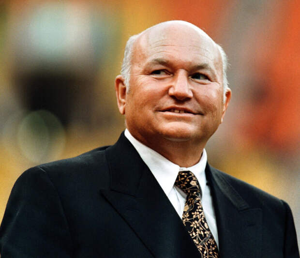 «Они не вернутся»: почему дочери Лужкова и Батуриной, 33 и 31 год, давно живут за границей?