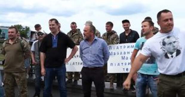 Ветераны «АТО» пообещали помощь в организации майдана в России