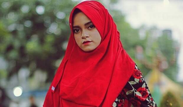 Студентка пожаловалась на запрет ношения хиджаба в ставропольском колледже