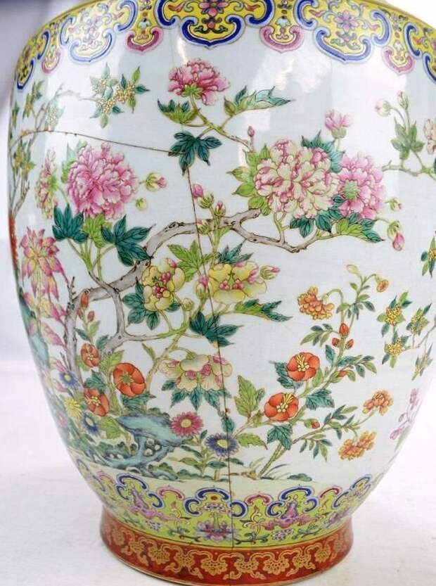 Бабушке понадобились деньги на лечение, и она решила продать старую китайскую вазу бабушка, в мире, ваза, история, люди