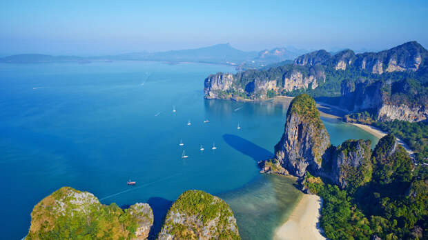 АТОР: около 10 тысяч российских туристов застряли в Таиланде