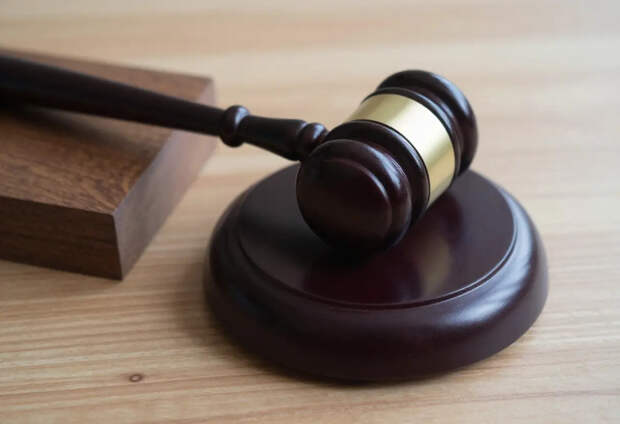 Многодетный уфимец стал отцом и потребовал от клиники 5,4 млн