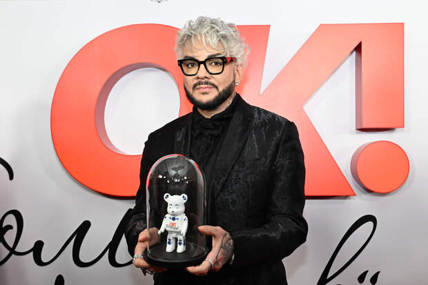 Певец Киркоров заявил, что его фаворитом в "Маске" был Енот