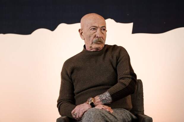 Розенбаум зарегистрировал товарный знак «Я так промок, налей, сынок»