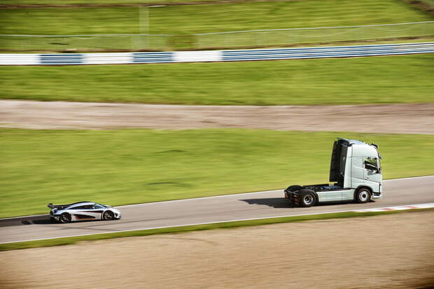 Грузовик Volvo FH