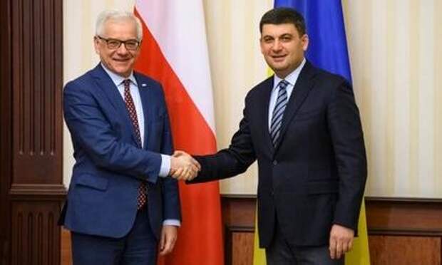 Украина призвала останавливать российские суда в иностранных водах