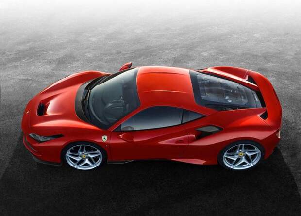 фото Ferrari F8 Tributo 2019-2020 вид сбоку