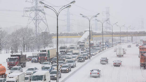 Опасная метель накроет Москву — синоптик Шувалов рассказал про аномалию