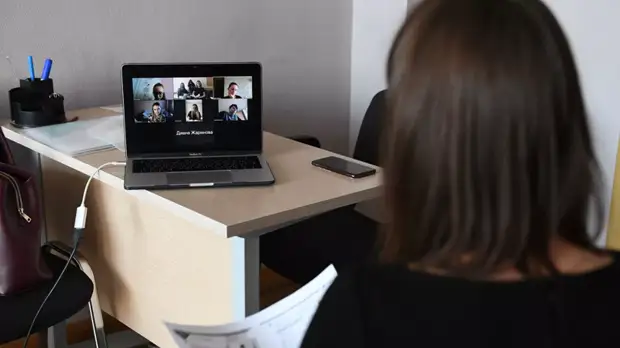 Российским вузам разрешили с 4 по 7 мая перейти на удалённое обучение