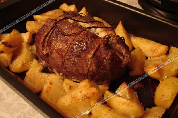 Мясной рулет с картофельными дольками пошаговый рецепт с фото