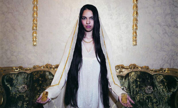 Как живут самые богатые румынские ведьмы