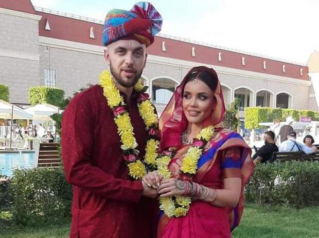 Рэпер ST устроил индийскую свадьбу в центре Москвы