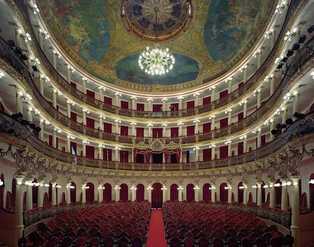 opera_theatre07.jpg