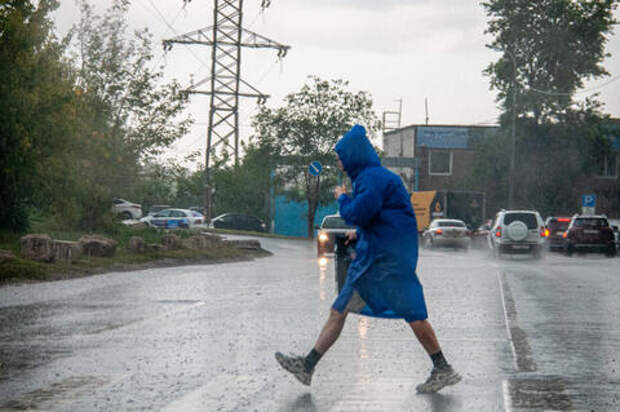 Штормовое предупреждение объявлено в Краснодаре на майские праздники, власти призывают не выезжать в лес и горы