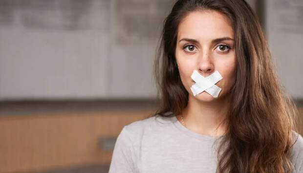 "Часто матерюсь. Прекрасно себя чувствую": Неожиданные откровения доктора Мясникова на слова коллеги из Киргизии