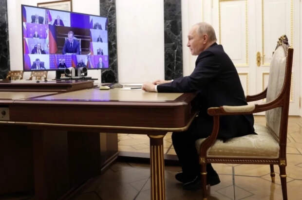 Путин обсудил с Совбезом РФ меры по борьбе с преступностью