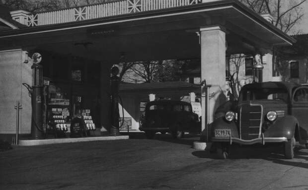 100 лет назад Ильф и Петров поехали в Америку. Вот их фото оттуда