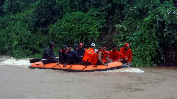 Число жертв наводнения в индийском Ассаме увеличилось до 86