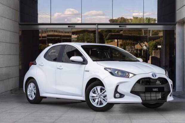toyota-yaris-ecovan-prvi-hibrid-u-klasi-mini-dostavnjaka-2021-proauto-03