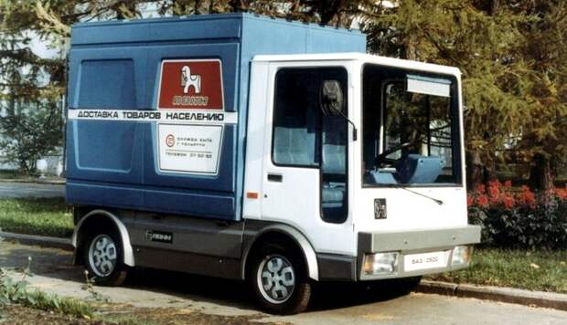 Ещё один вариант электрофургончика. /Фото: wroom.ru Ещё один вариант электрофургончика. /Фото: wroom.ru