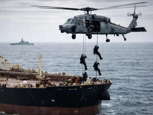 «Это уже пиратство»: впервые в истории США за сутки силой захватили два российских танкера