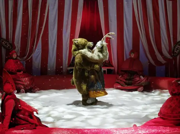 Спектакль «Синяя птица. Реквием. Блаженство» в Электротеатре «Станиславский»