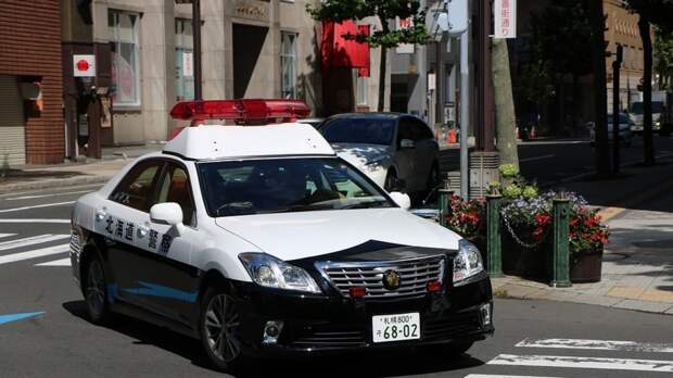 Взявший заложницу в японском интернет-кафе угрожал убить ее и покончить с собой