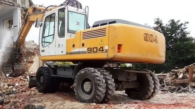 В Казани снесли 76 незаконных торговых объектов с мая 2018 года